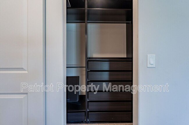 Building Photo - 5514 N 79th Pl