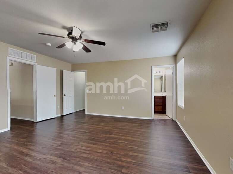 Building Photo - 5906 W Southgate Ct