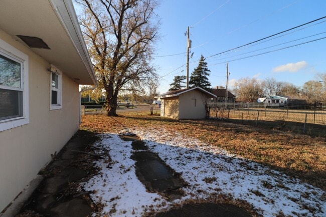 Building Photo - Family home for rent!