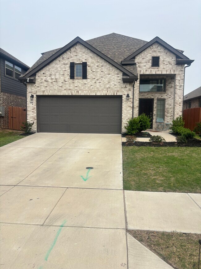 Primary Photo - 3908 Chesapeake Ln