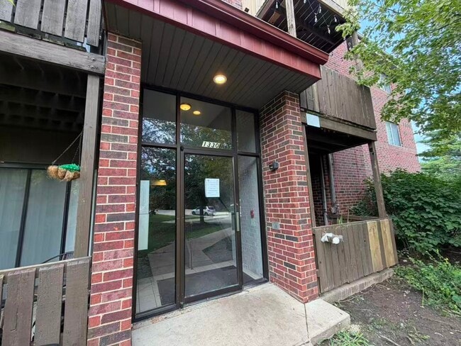 Building Photo - 1330 Brook St