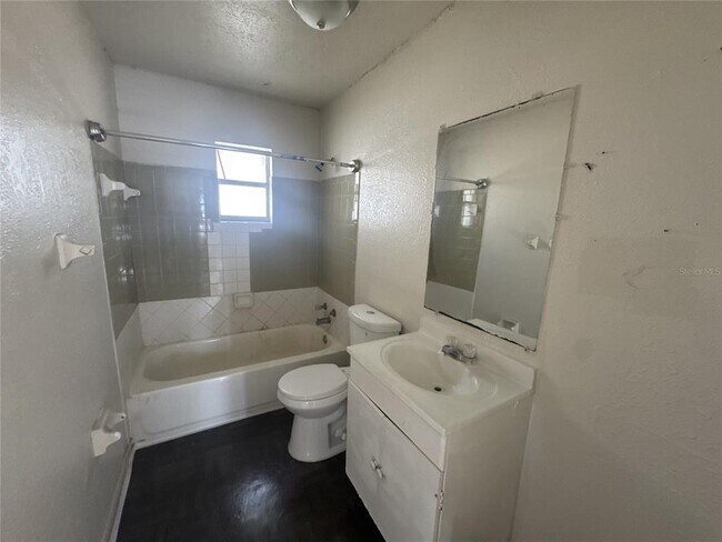 Building Photo - 505 Kilgore St