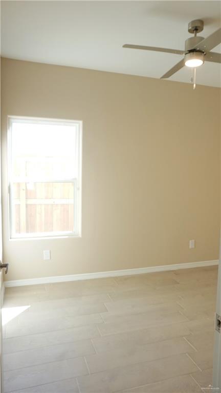 Building Photo - 30 W Kenwood St