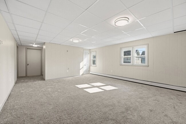 Building Photo - 125 S Clay St