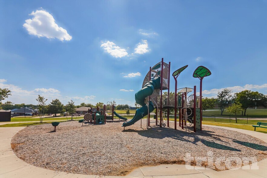 Building Photo - 1206 Dye Blvd