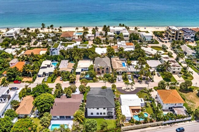 Building Photo - 2609 Center Ave