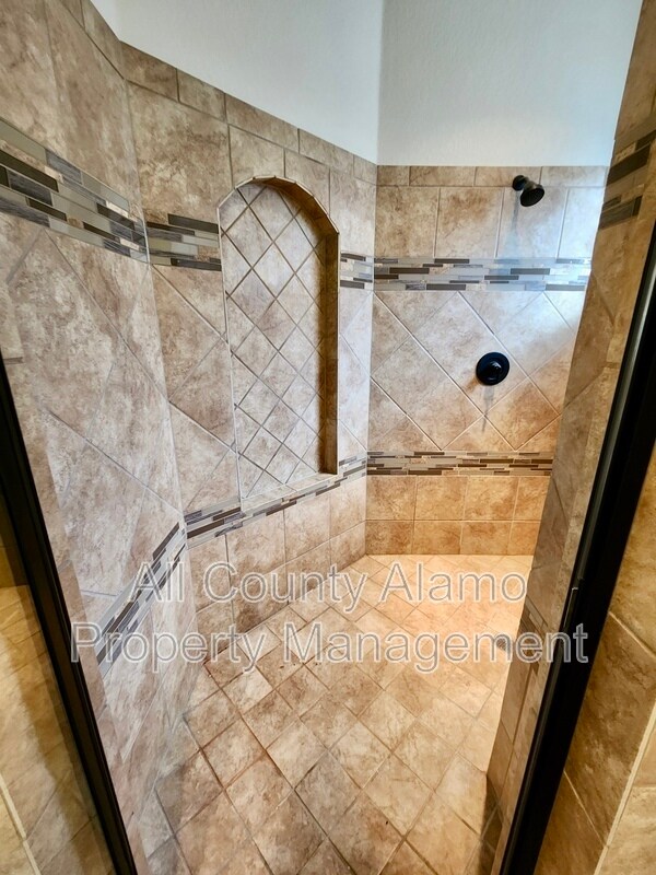 Building Photo - 8831 Kallison Arbor