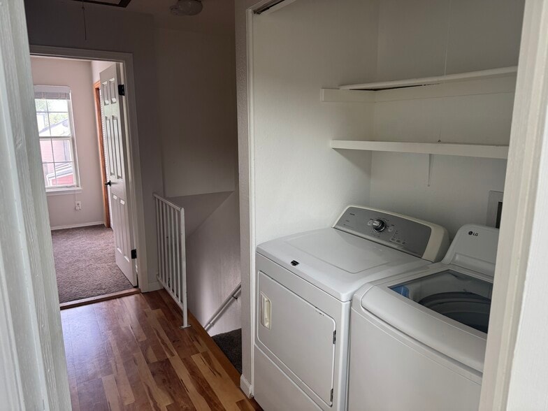 Building Photo - 6702 S Independence St