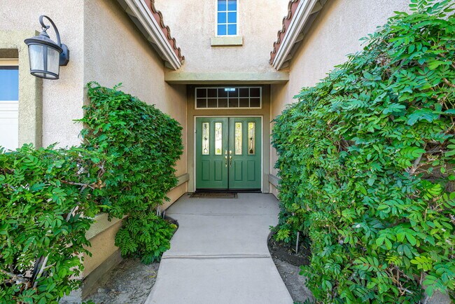 Building Photo - 45168 Coeur Dalene Dr