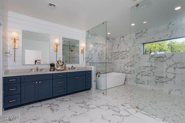 Building Photo - 22012 N 84th Pl