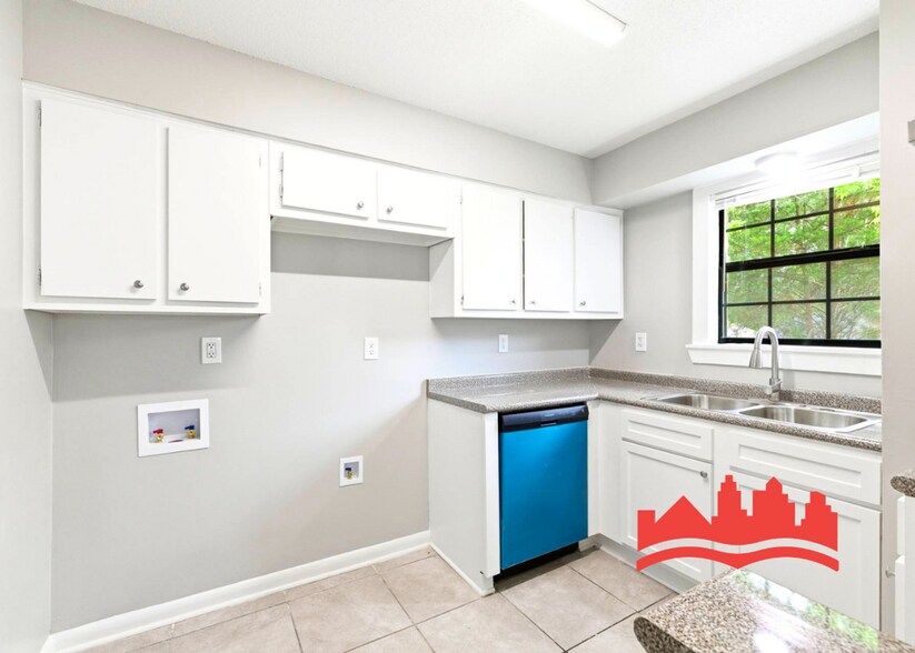 Building Photo - 5293 Beaverton Dr