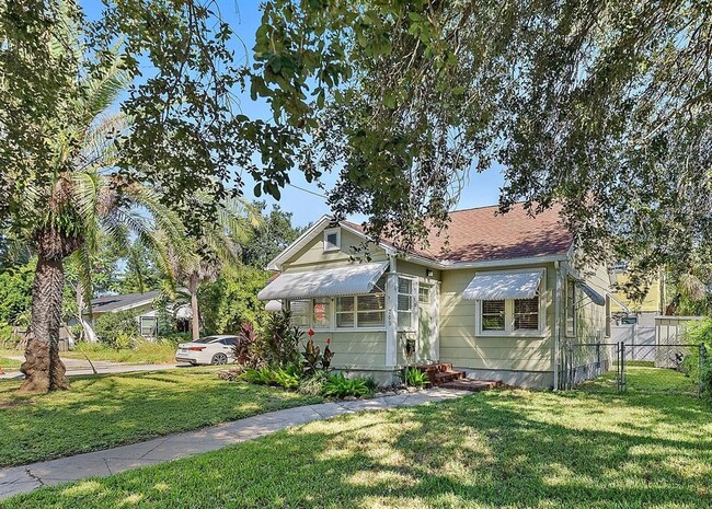 Building Photo - 769 Kirkwood Terrace N