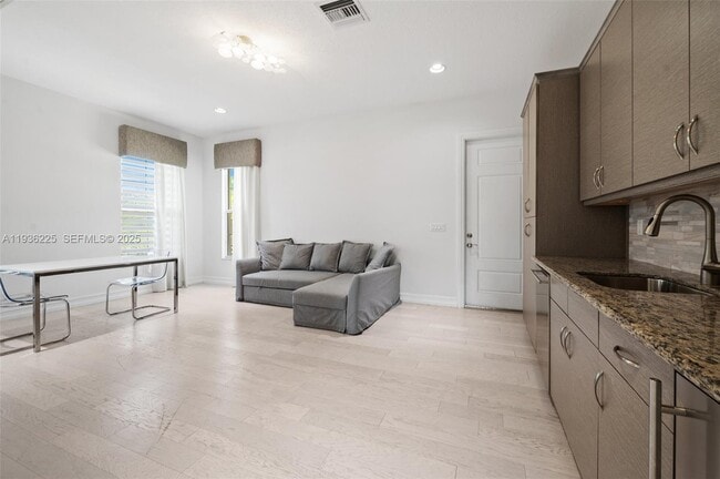 Building Photo - 5292 S Sterling Ranch Cir