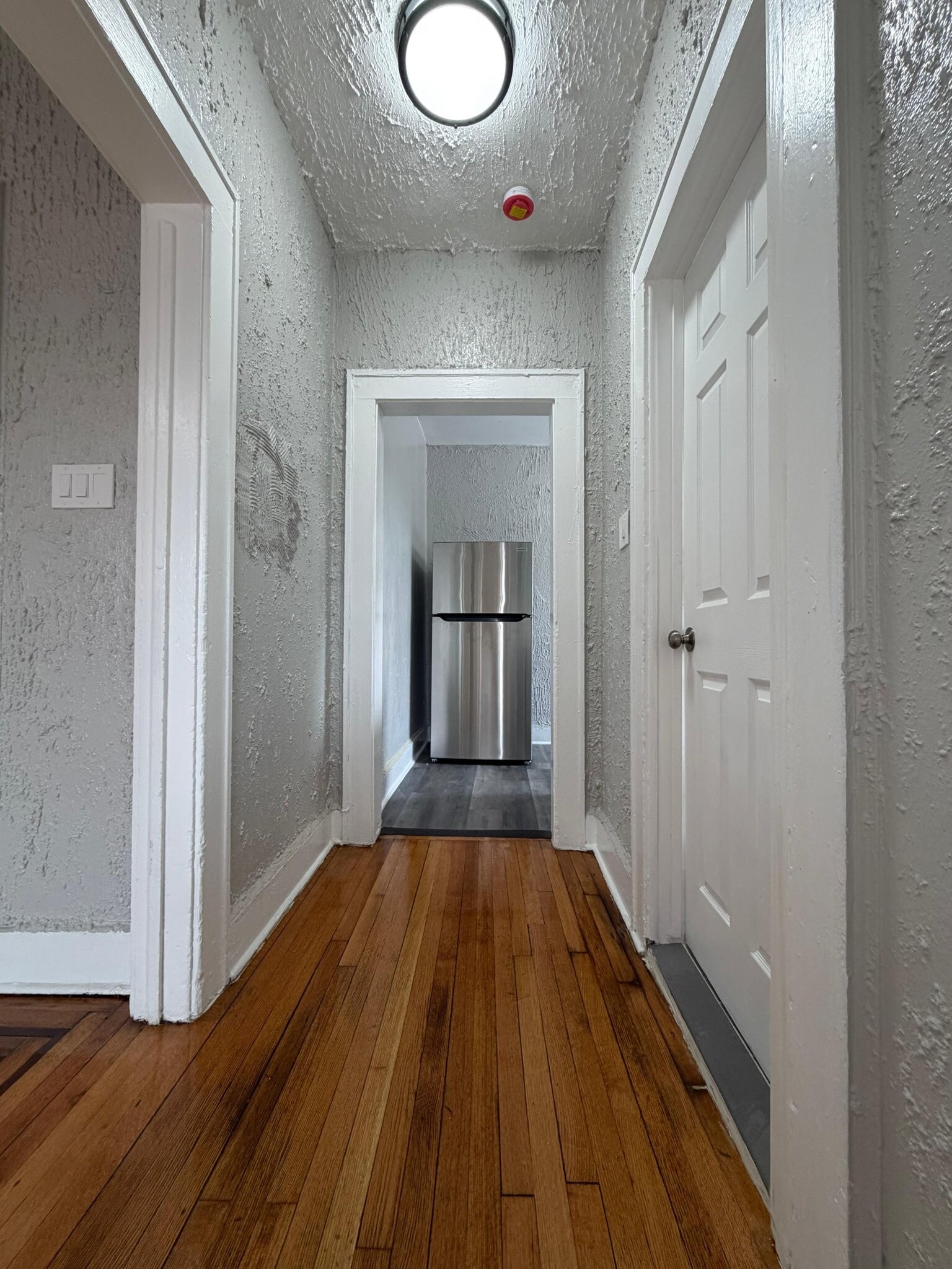 Building Photo - 645 Summer Ave