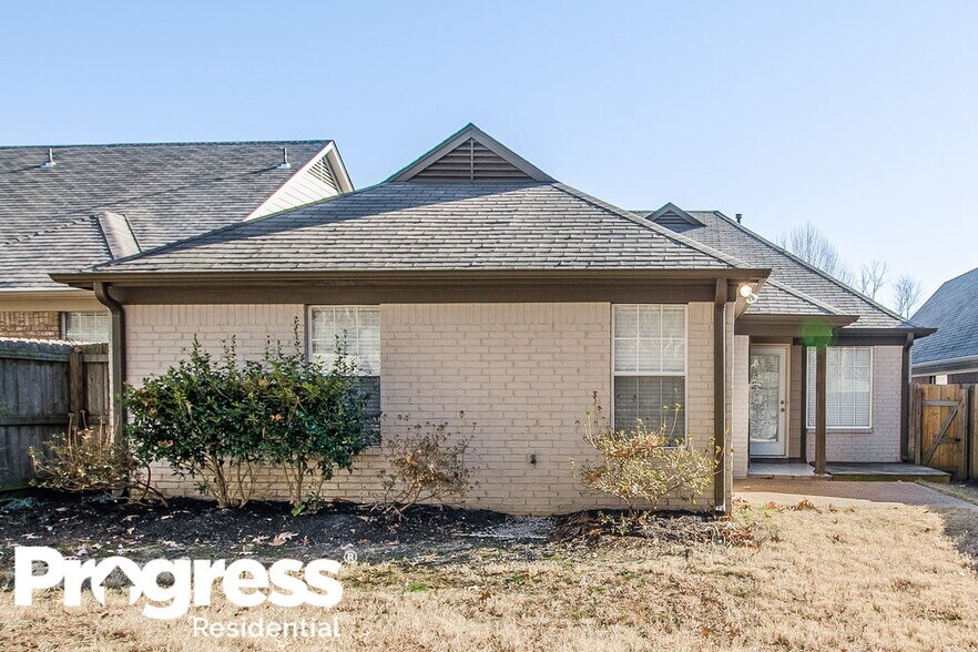 Building Photo - 1417 Marhill Cove