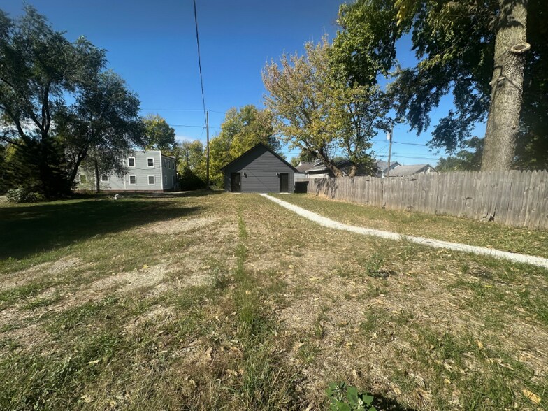 Building Photo - 2612 Boulevard Pl