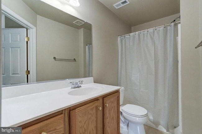 Building Photo - 6716 N Grand Brook Cir