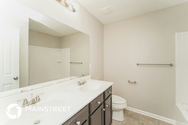 Building Photo - 9621 Pond Vista Court