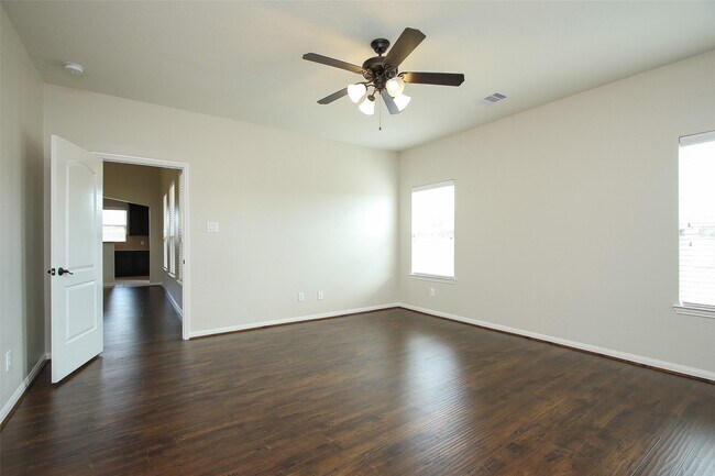 Building Photo - 20620 Lenen Dr