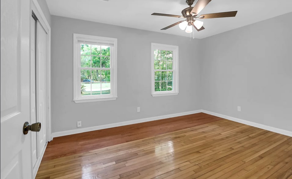 Building Photo - 1203 Happyland Blvd