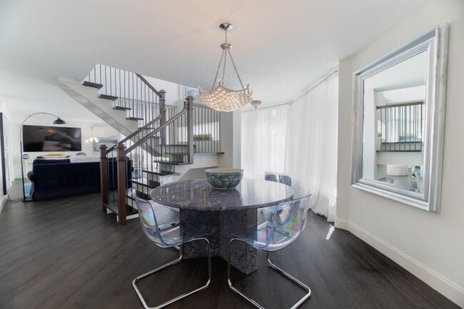 Building Photo - 2565 S Ocean Blvd