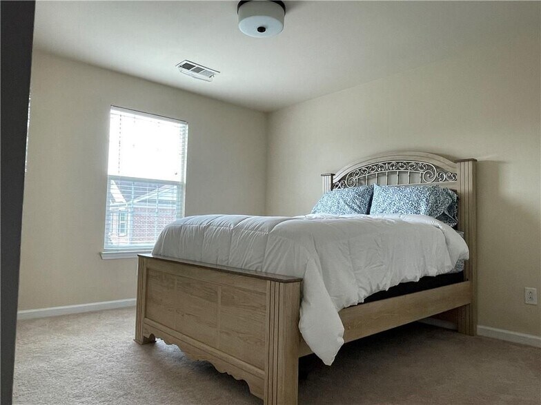 Building Photo - 2167 Meadow Peak Rd