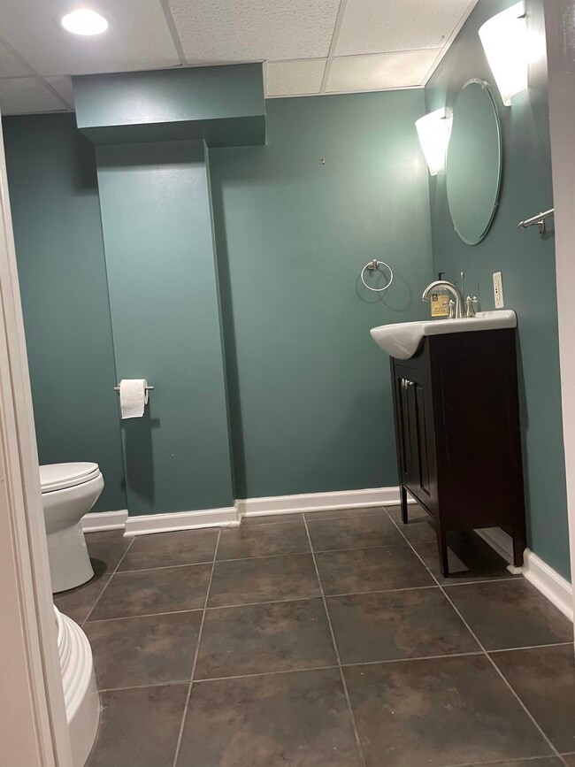 Building Photo - Mayfield