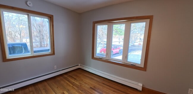 Building Photo - 190 Church Rd