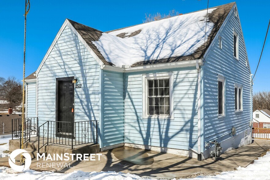Building Photo - 11512 Hackett St