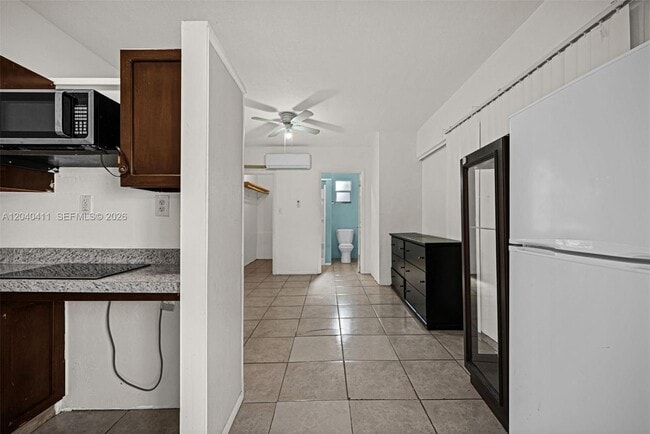 Building Photo - 5069 NW 41st Ct