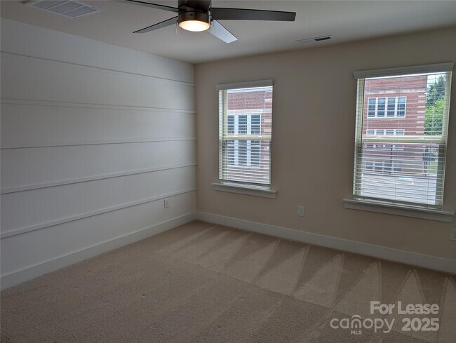 Building Photo - 17137 Soho Dr