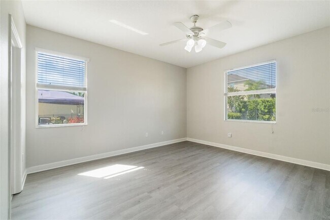 Building Photo - 3589 Cortland Dr