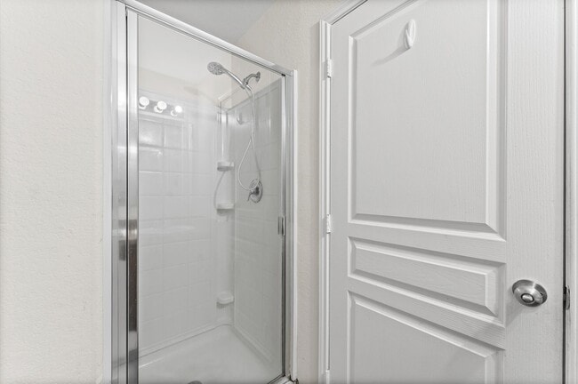 Building Photo - 1722 Ramsay Way