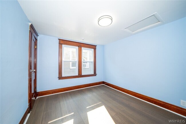 Building Photo - 23 Aldrich Pl