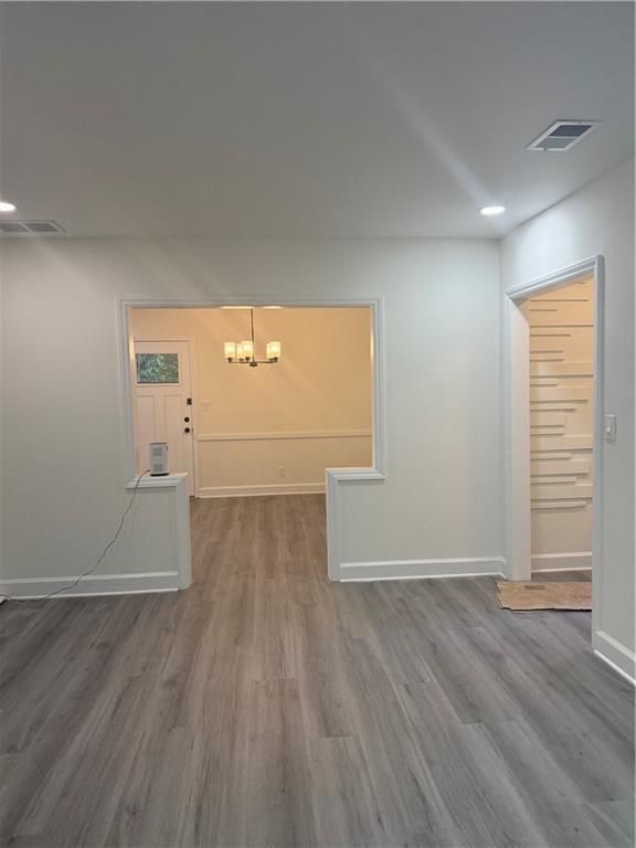 Building Photo - 1726 Centra Villa Dr SW