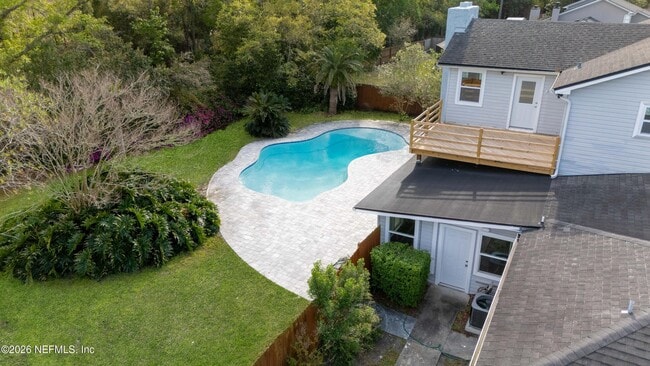 Building Photo - 2450 Fallen Tree Dr W