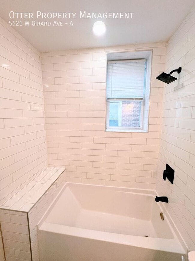 Building Photo - 5621 W Girard Ave