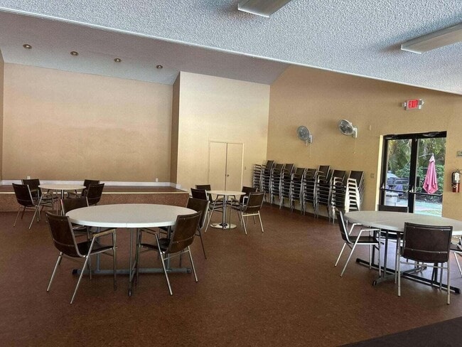 Building Photo - 1788 Hammock Blvd