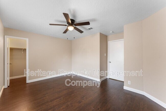 Building Photo - 13115 Almond Bend Dr