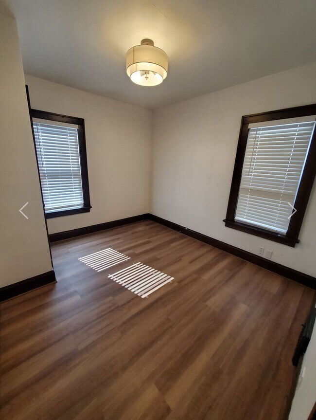 Building Photo - 1349-1351 S 71st St. (Duplex)
