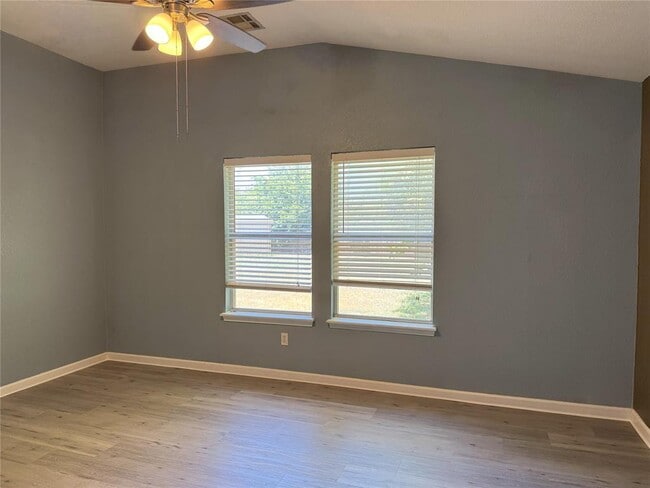 Building Photo - 10201 Buccaneer Dr