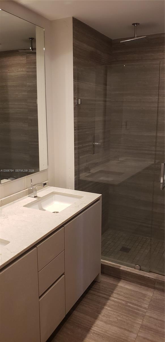 Building Photo - 1010 Brickell Ave