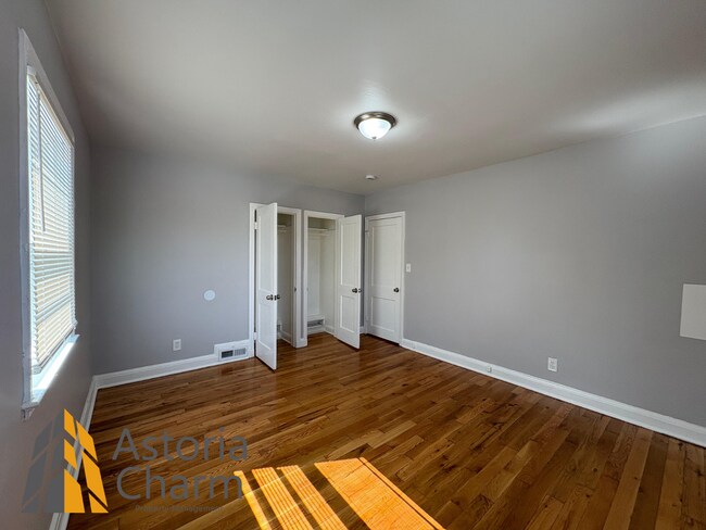 Building Photo - Warm & Welcoming 3 Bed, 2 Bath Home with C...