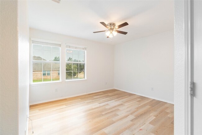 Building Photo - 5105 Spyglass Ln