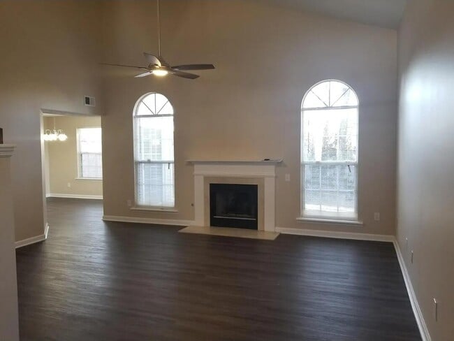 Building Photo - 779 Liberty Hill Dr