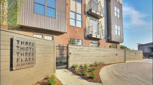 Building Photo - 255 E Boyd Dr