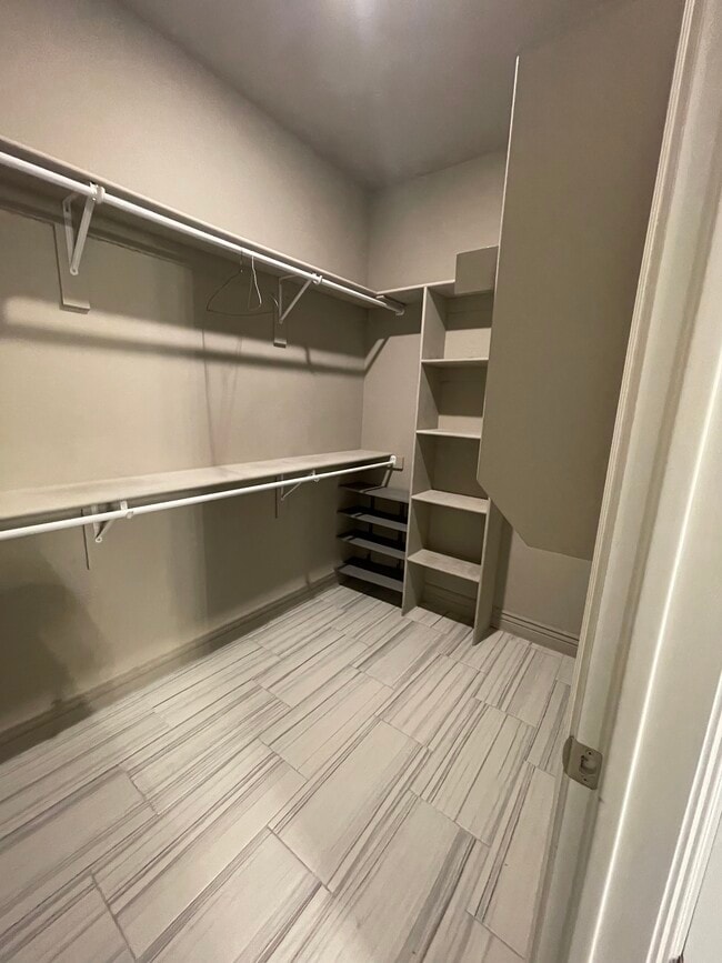 Building Photo - 455 N Snyders Bluff Dr
