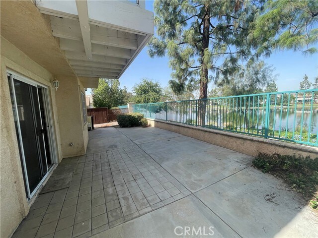 Building Photo - 28706 Bridge Water Ln