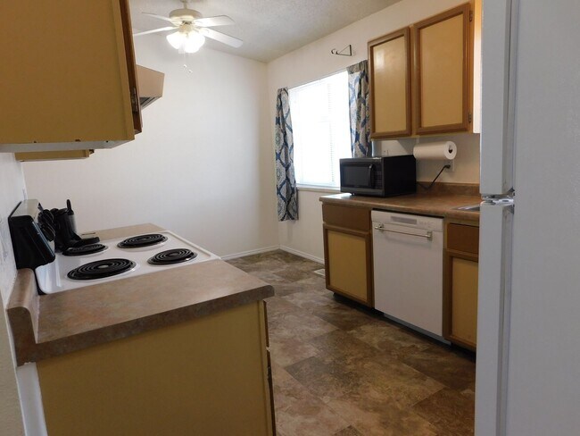 Building Photo - 2776 Grant Ct