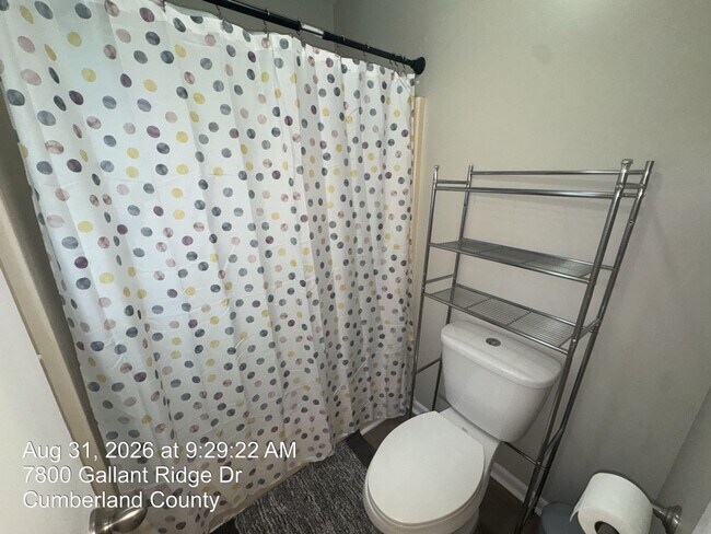 Building Photo - 7800 Gallant Ridge Dr